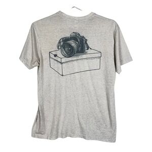Camera Shoebox Photography  Graphic T-Shirt M Gray Distressed see pics